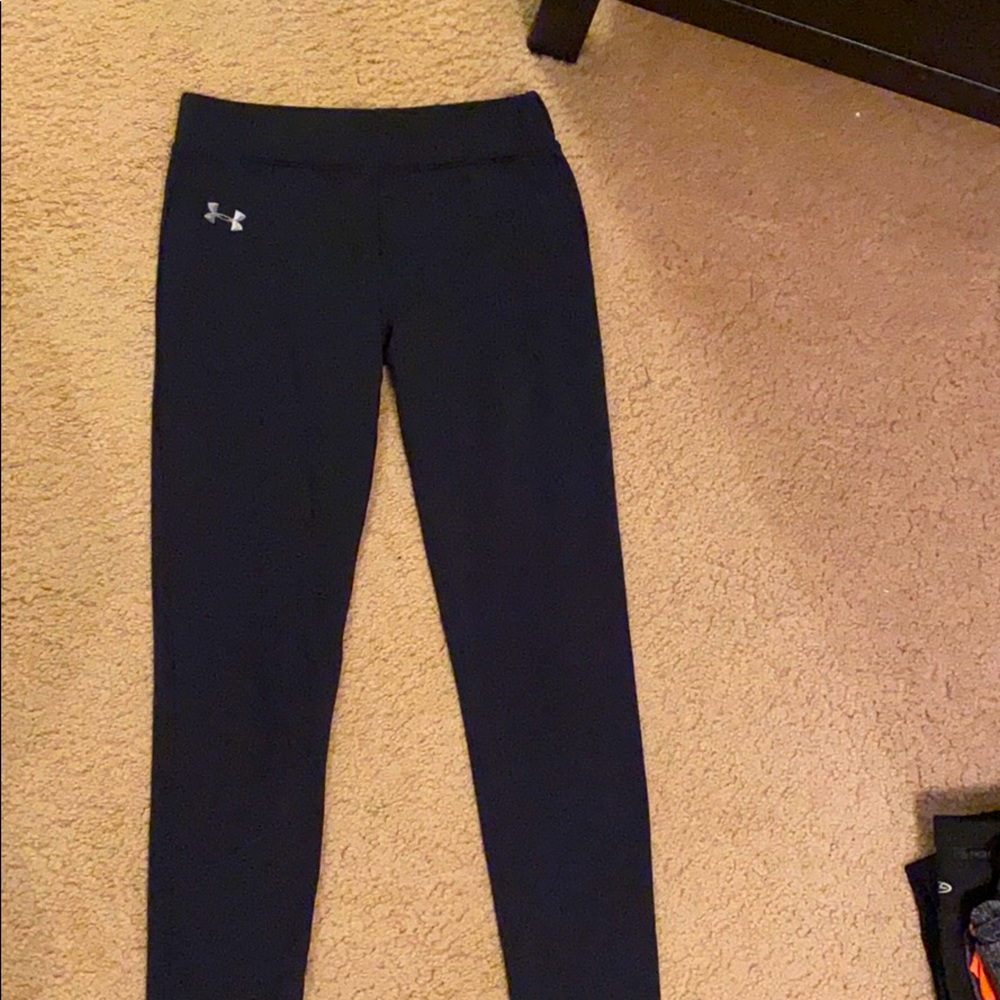 Youth Under Armour cold gear leggings